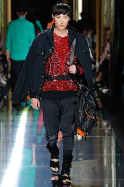Look 34